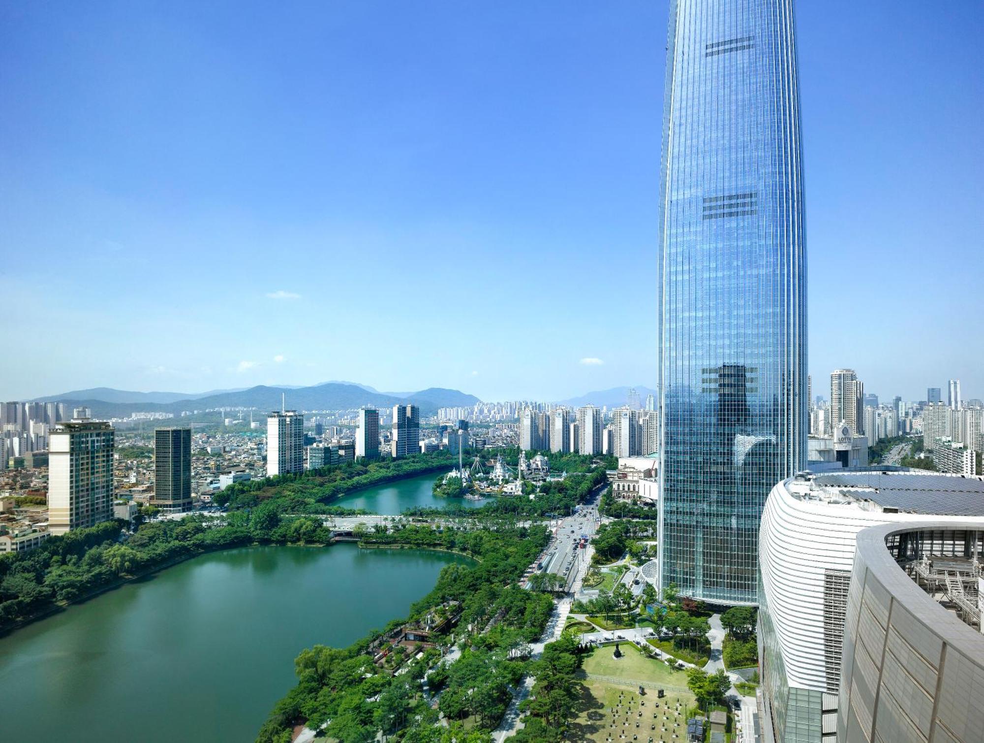 Sofitel Ambassador Seoul Hotel & Serviced Residences Exterior photo