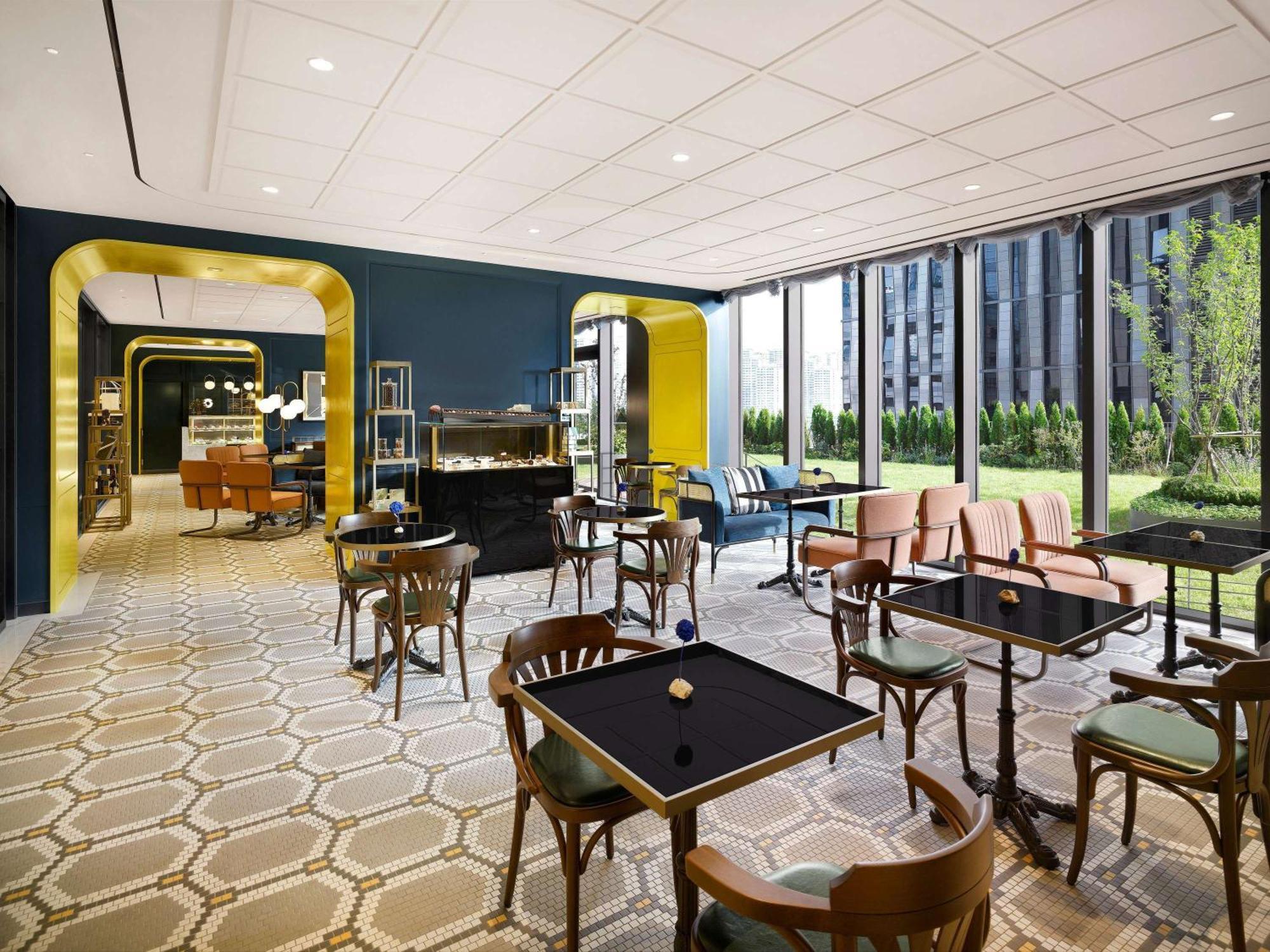 Sofitel Ambassador Seoul Hotel & Serviced Residences Exterior photo
